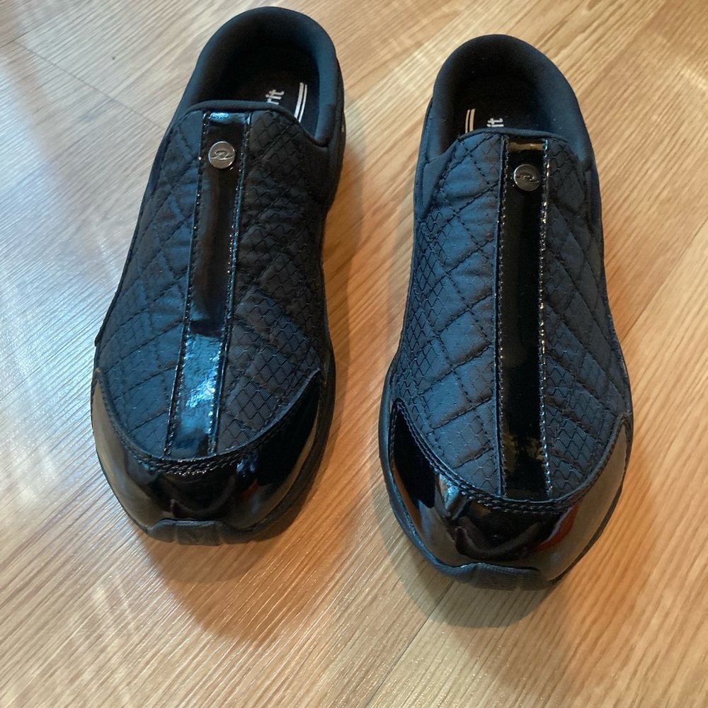 Easy spirit travel time all black
